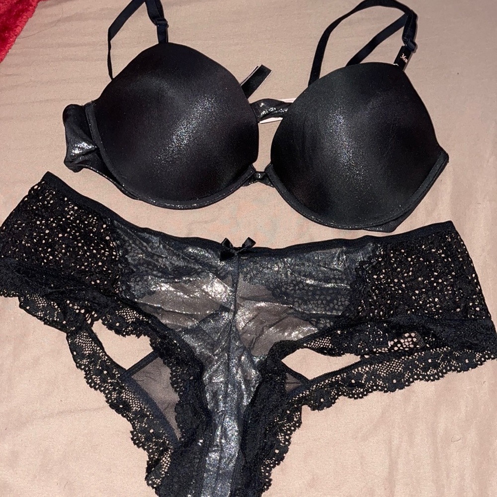 Black set